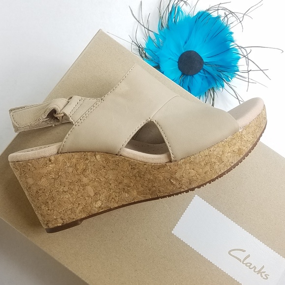 clarks breeze sky